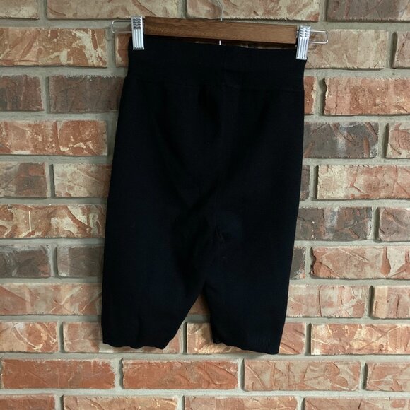 Aritzia Wilfred Mackenzie Black XX-Small Women's Knit Bicycle Shorts EUC - Picture 3 of 14